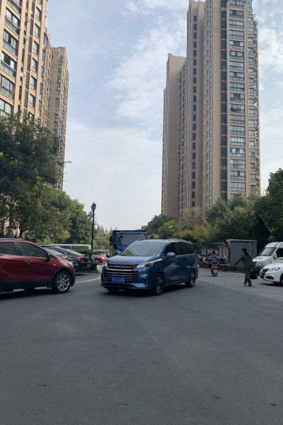 保利葉上海 一期公寓住宅 優(yōu)點 不足,保利葉上海 一期公寓住宅 怎么樣,保利葉上海 一期公寓住宅 周邊房產(chǎn)中介經(jīng)紀(jì)人評價